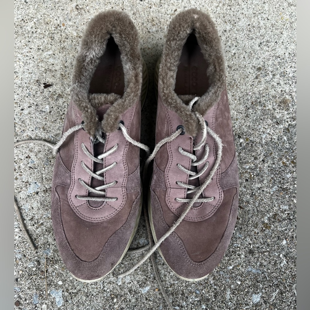 Ecco ST.1 sneaker boots; size 40
